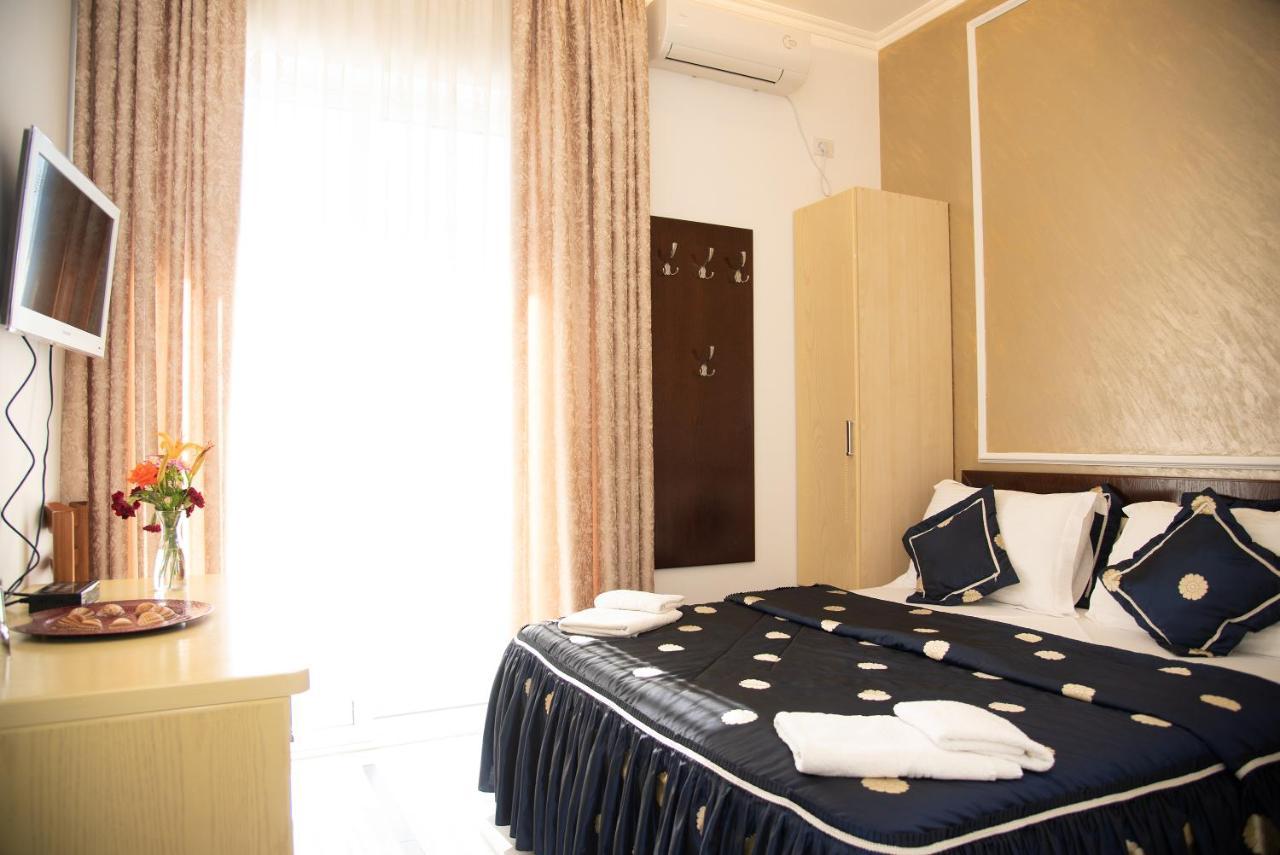 Hotel Elite Golem (Tirana)