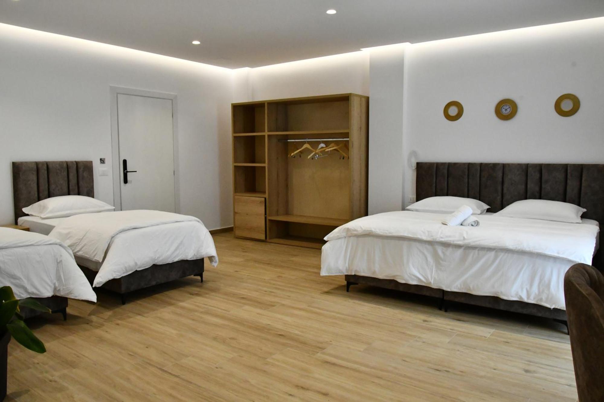 Elite Hotel